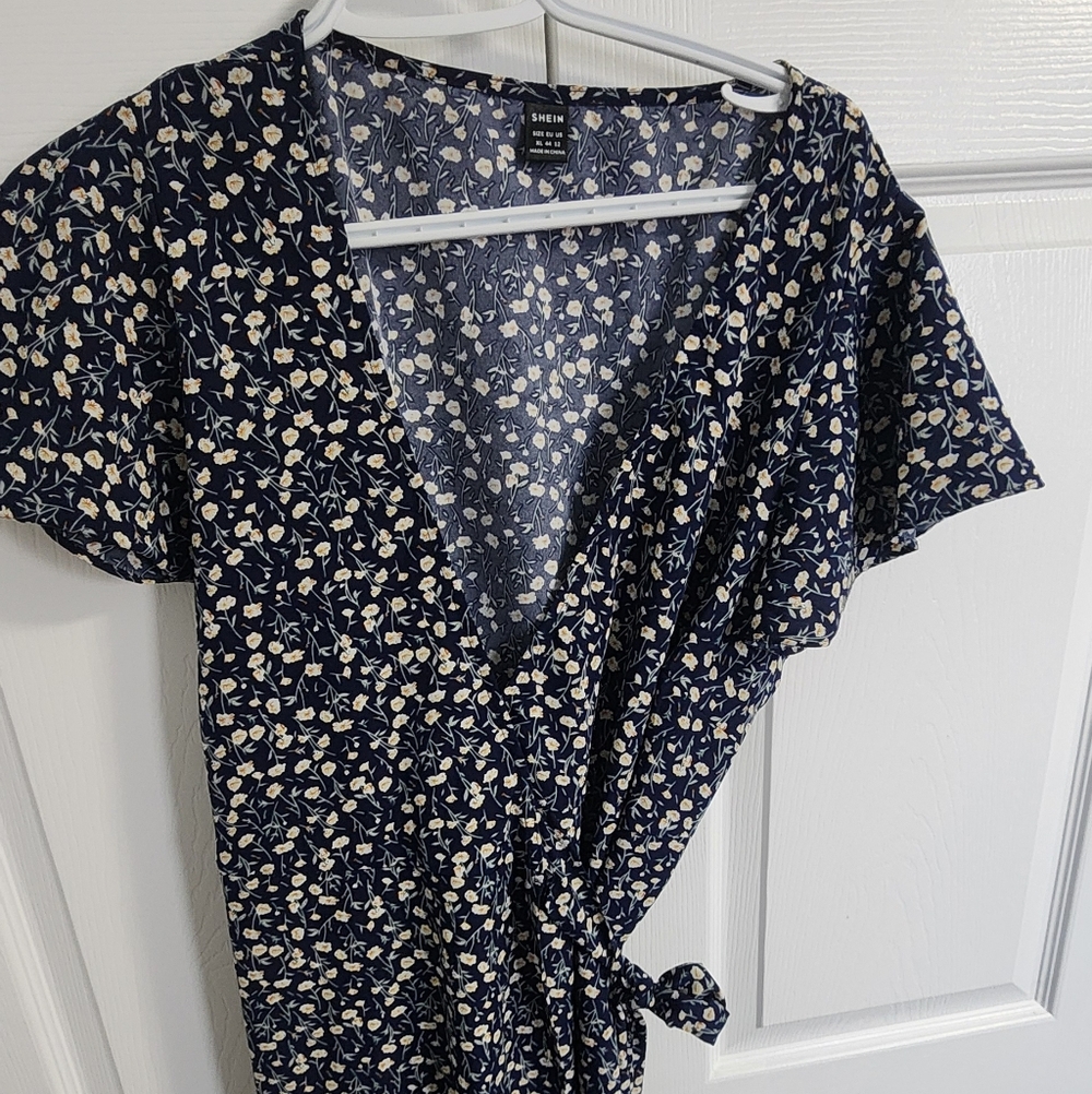 SHEIN Navy Floral Dress